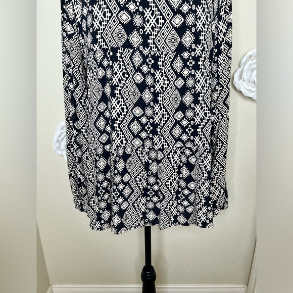 NTM: Savanna Jane Aztec Print Black & Cream Tunic Sz Large - Picture 13 of 16